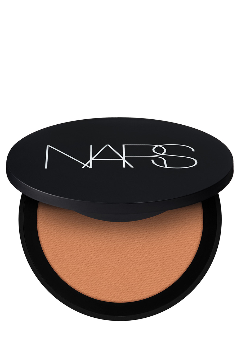 Nars Soft Matte Advanced Perfecting Powder In Offshore