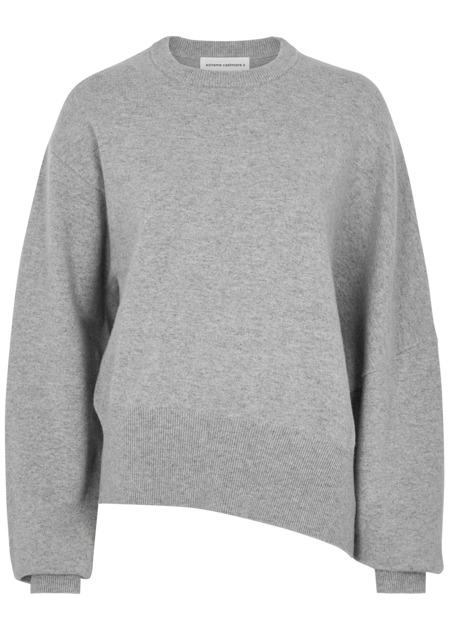 Extreme Cashmere Asymmetric-hem Jumper In Grey