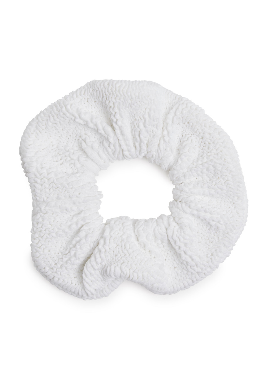 Hunza G Seersucker Scrunchie - White