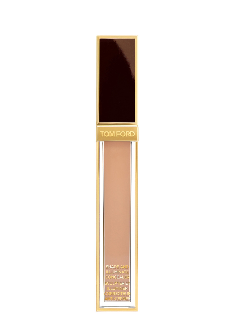 Tom Ford Shade And Illuminate Concealer, Tulle, Lightweight Coverage, Matte Finish, Natural Look In 3c0 Tulle