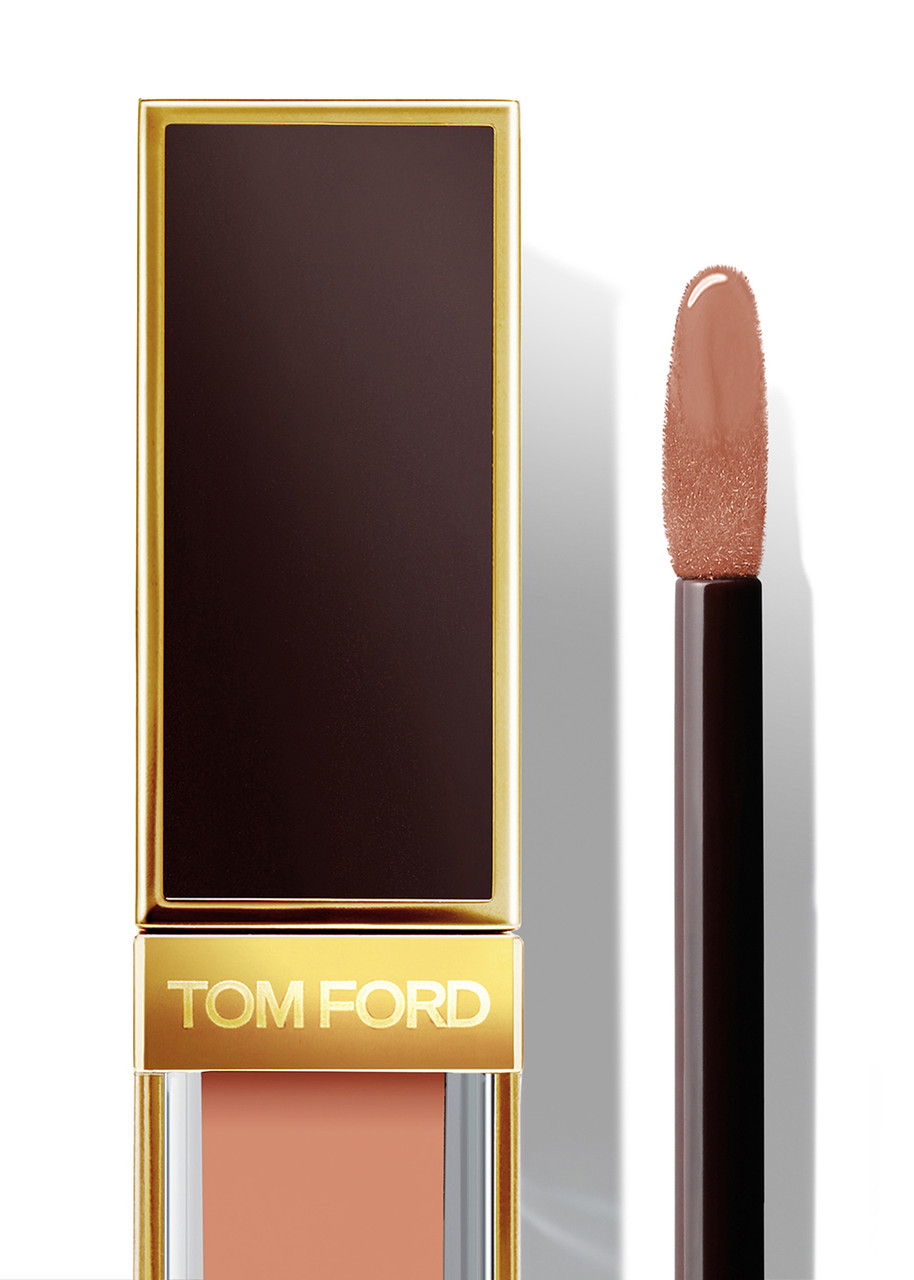 Tom Ford Shade And Illuminate Radiance Enhancer, Medium, Dewy Finish, Hydrating Formula, Radiant Glo In Medium