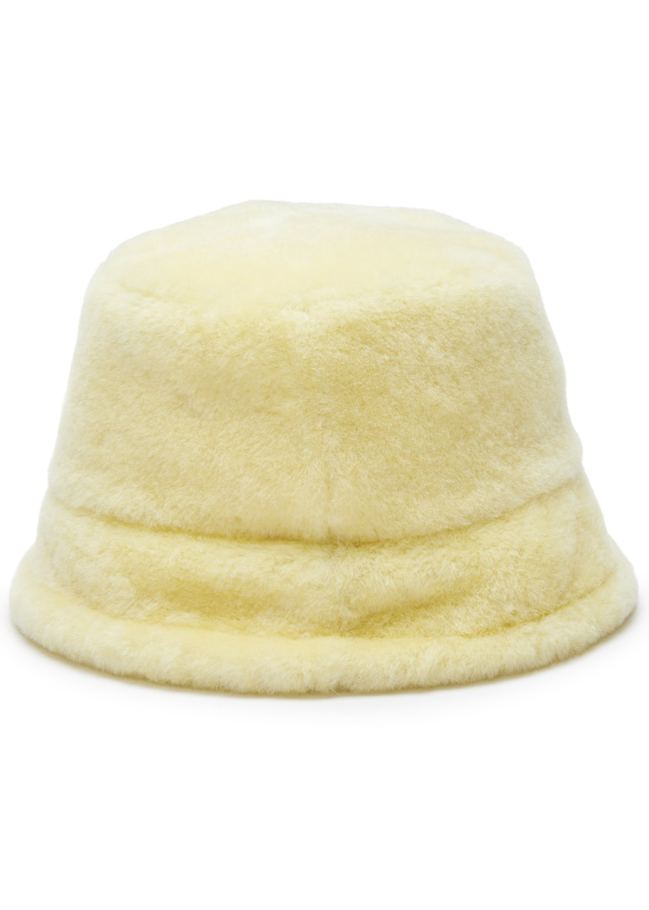  Loewe Logo-embroidered Shearling Bucket Hat - Cream 