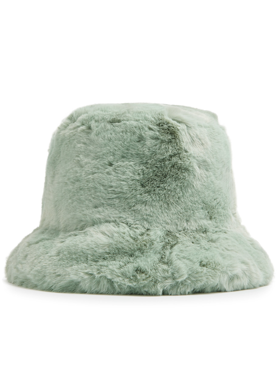 Jakke Hattie Faux Fur Bucket Hat In Mint
