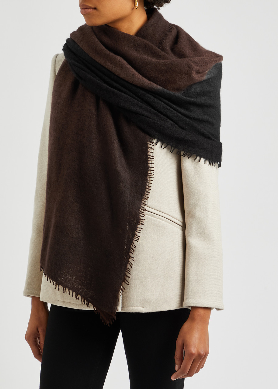  Denis Colomb Fuzzy Feutre Cashmere Scarf - Brown 