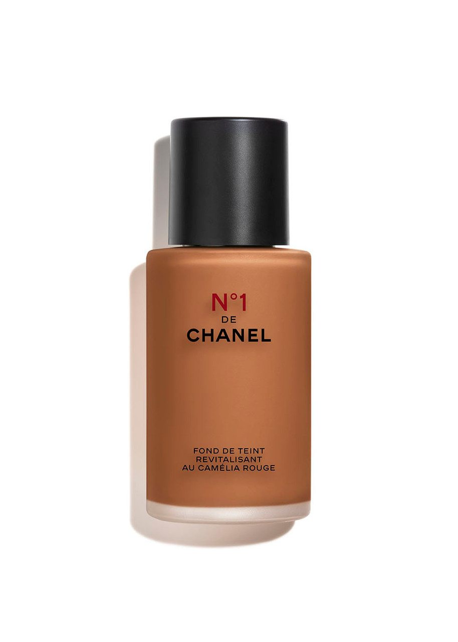 Chanel N°1 DE Chanel Revitalizing Foundation ~ Illuminates - Hydrates - Protects - B140