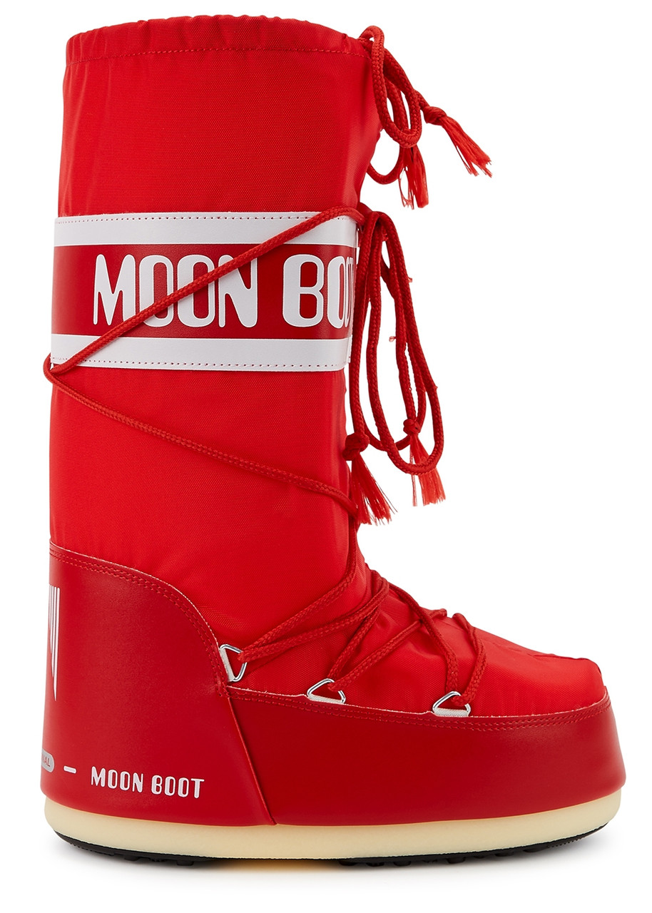 Shop Moon Boot Classic High In Red