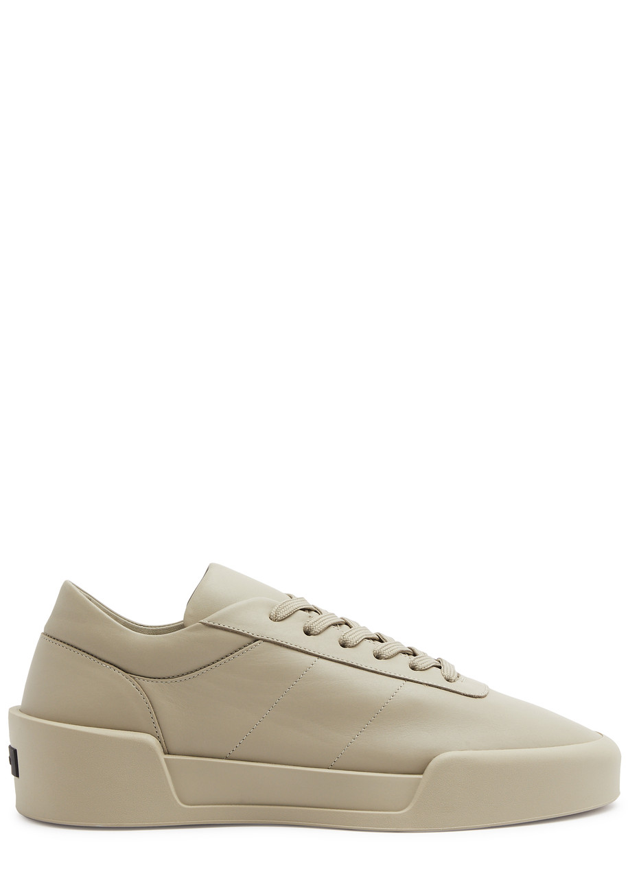 Fear Of God Aerobic Low Leather Sneakers In Beige