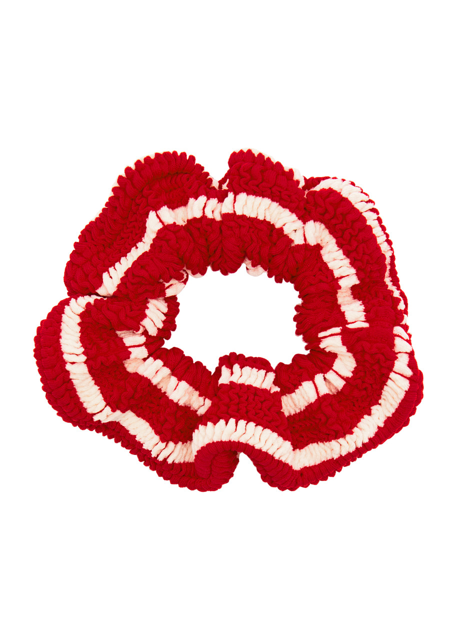 Shop Hunza G Seersucker Scrunchie In Red