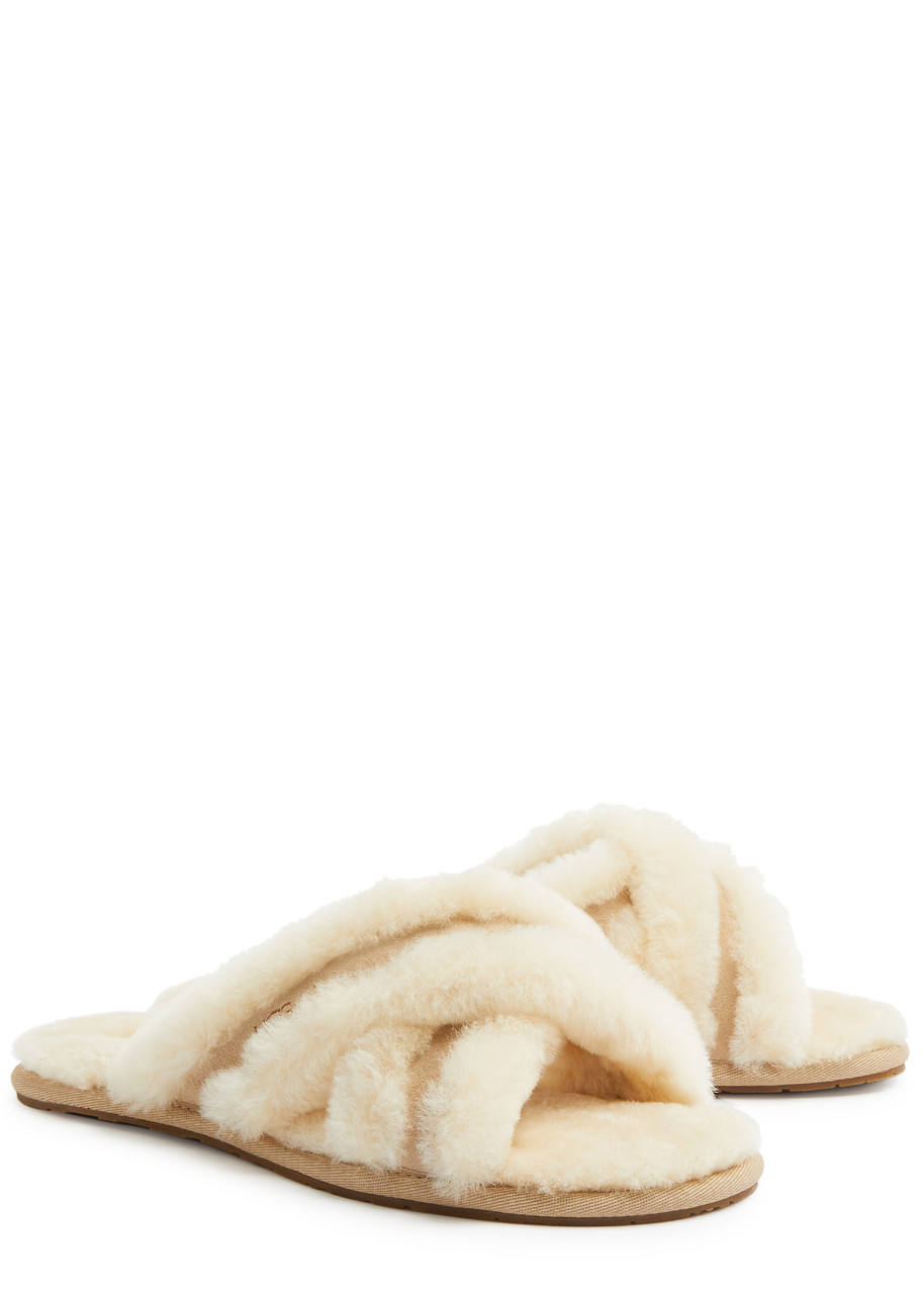 Ugg Scuffita Womens Shearling Cozy Slide Slippers In Sand