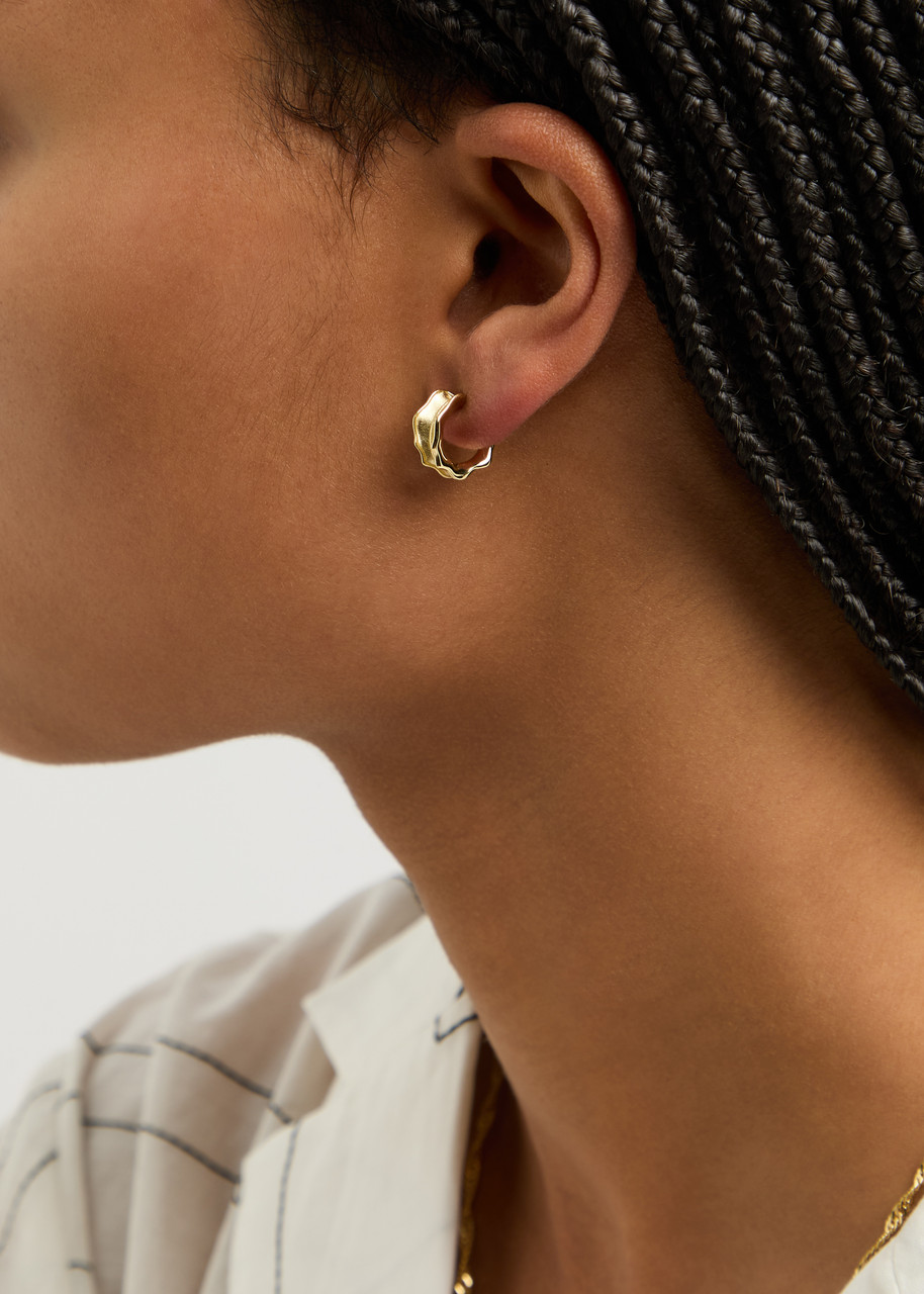 Daisy London Leaf 18kt Gold-plated Hoop Earrings In Gold