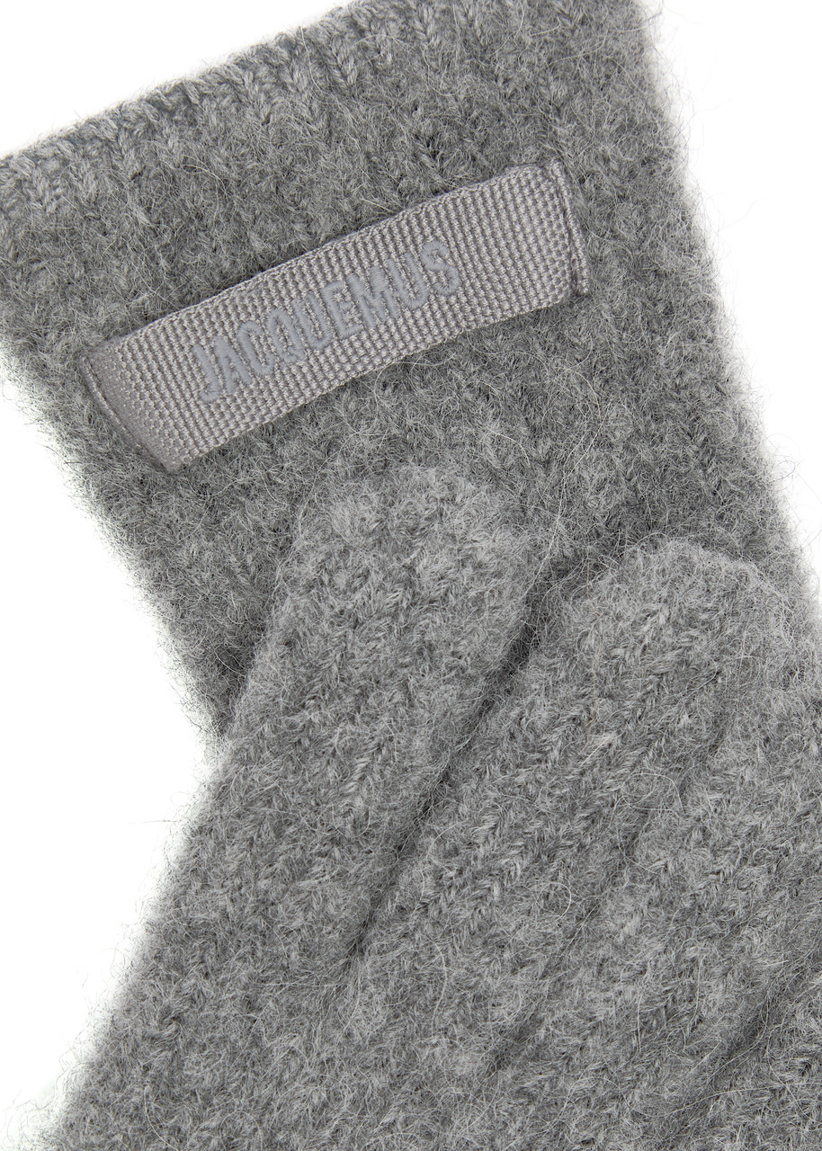 Jacquemus Les Gants Gros Grain Alpaca Blend Gloves In Grey