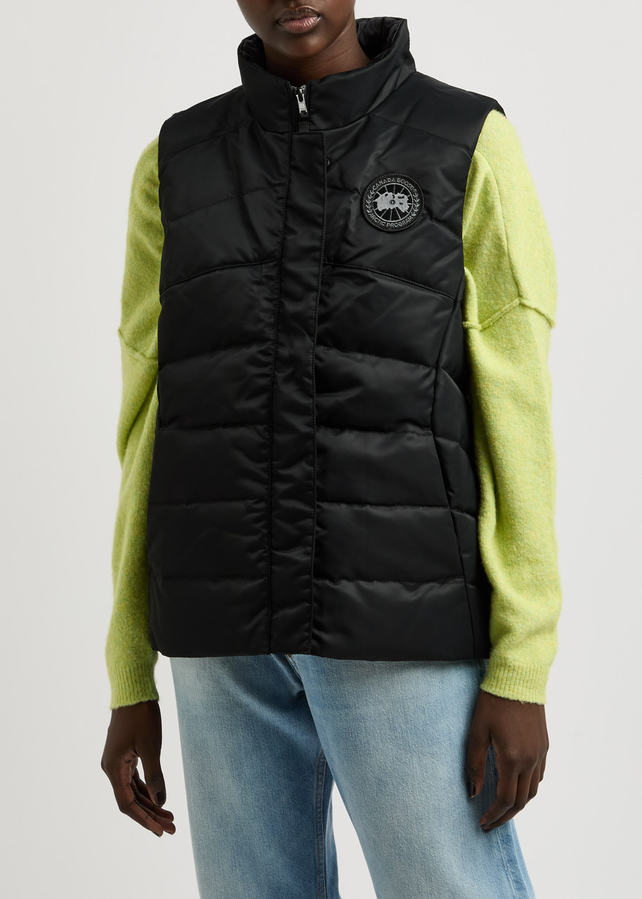 Canada Goose Freestyle Husky In Black