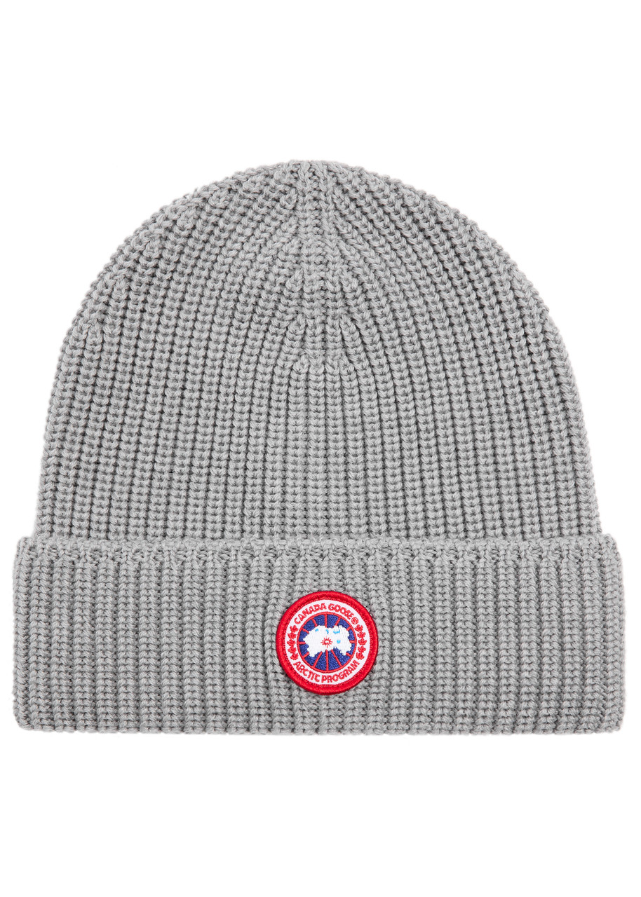 Canada Goose Arctic Disc Ribbed Wool Beanie In Grey