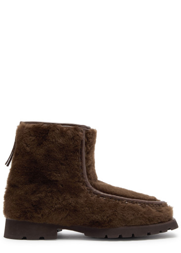 靴 herlipto Trois Shearling Boots 16285_BRWN_1__20103.1728077722