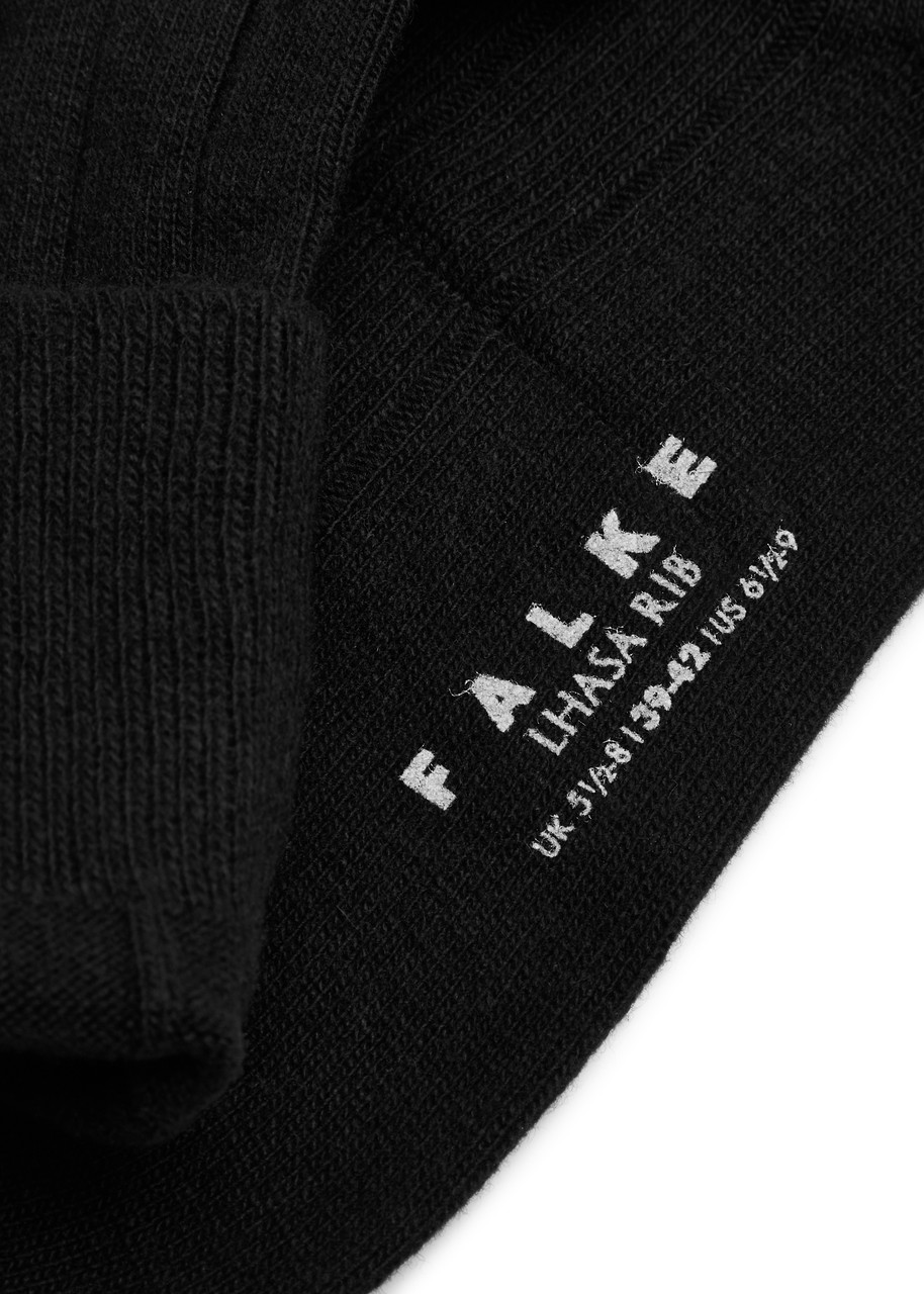 Falke Lhasa Ribbed Wool-blend Socks In Black