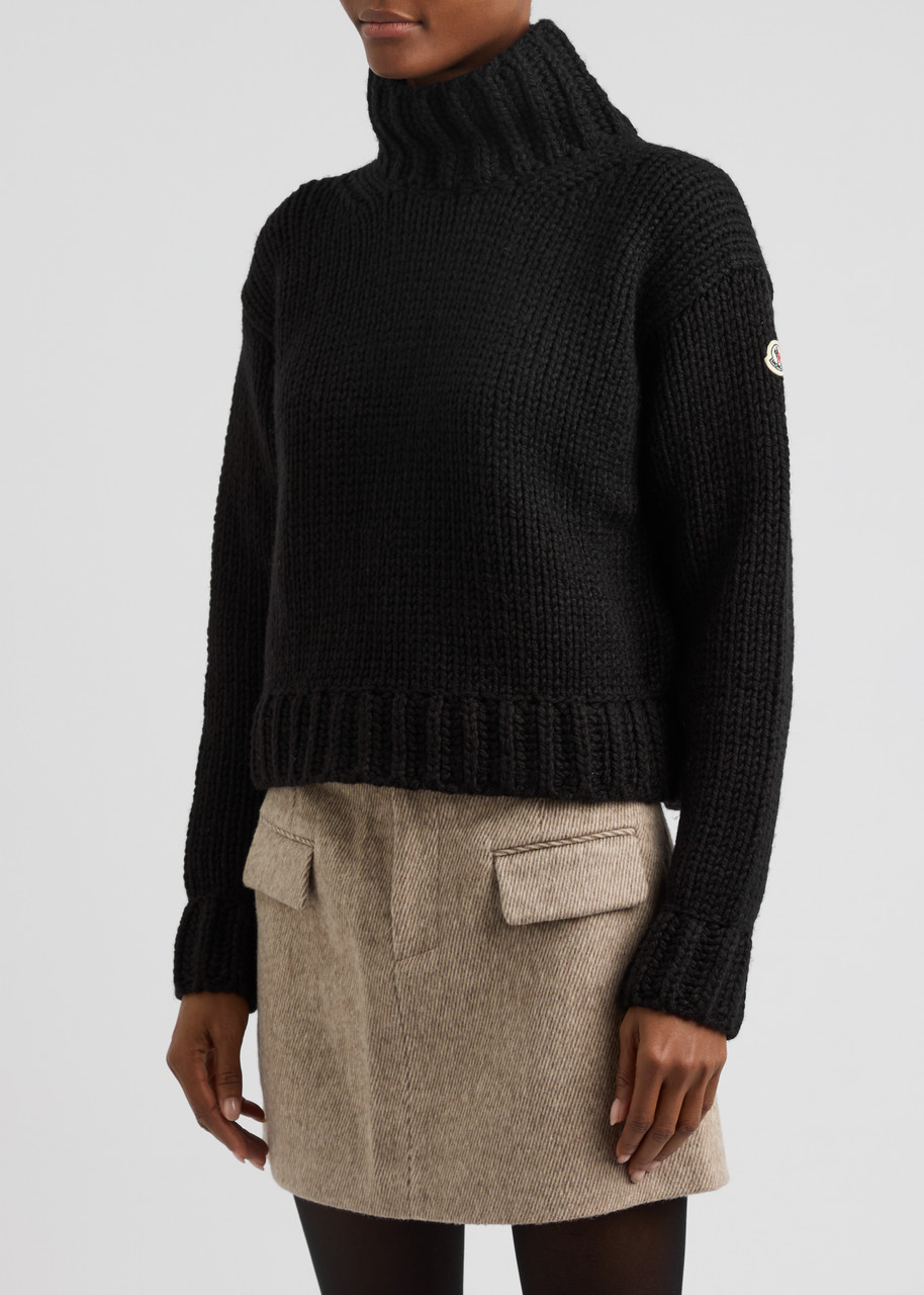 Moncler Logo Wool-blend Jumper In Black