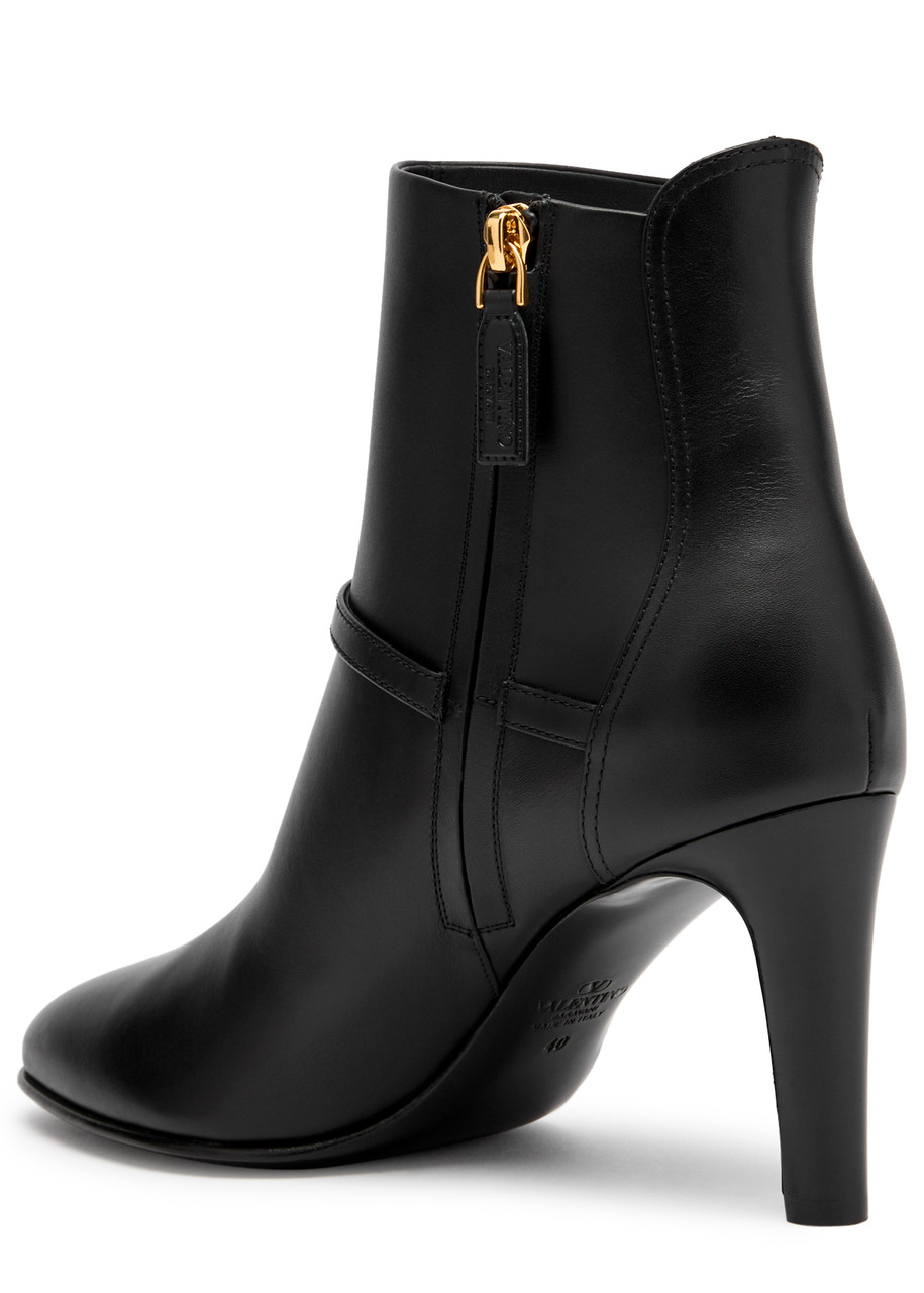 Valentino Garavani Womens Black Vlogo-plaque Leather Ankle Boots In Black