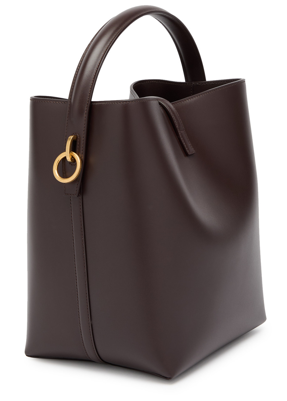 Saint Laurent Le 37 Small Leather Bucket Bag In Chocolate