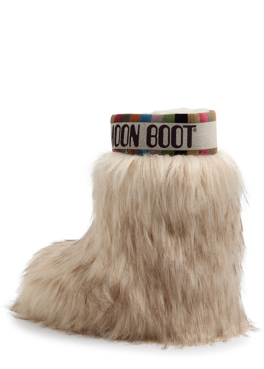 Moon Boot Women Icon Yeti Mid Boots In Neutral