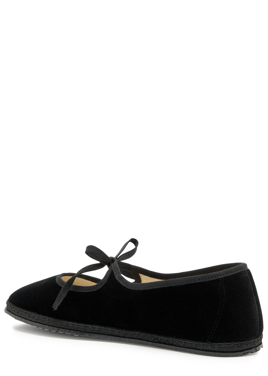 Vibi Venezia Brigitte Velvet Ballet Flats In Black
