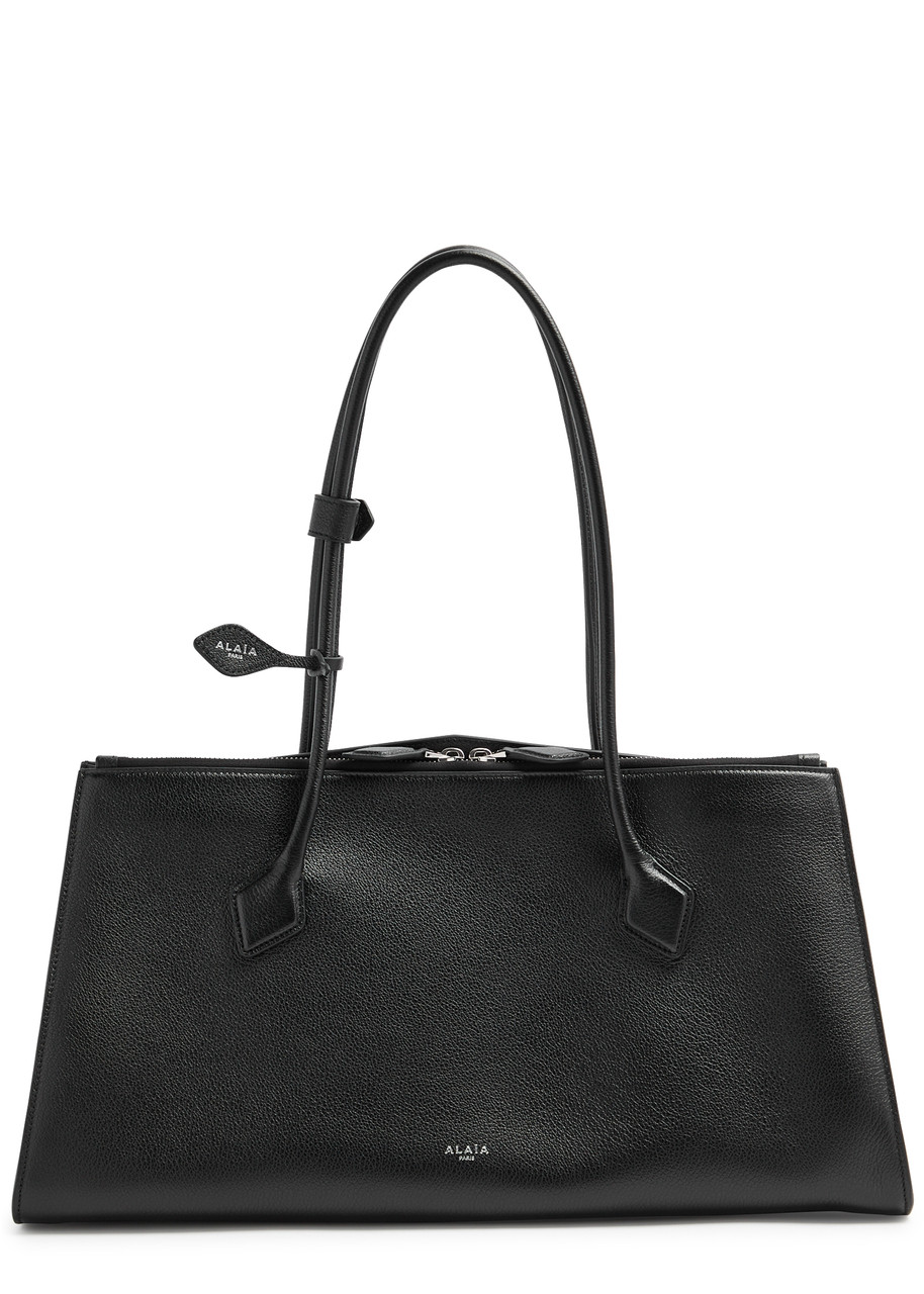 Alaïa Le Teckel Grained Leather Tote - Black - One Size