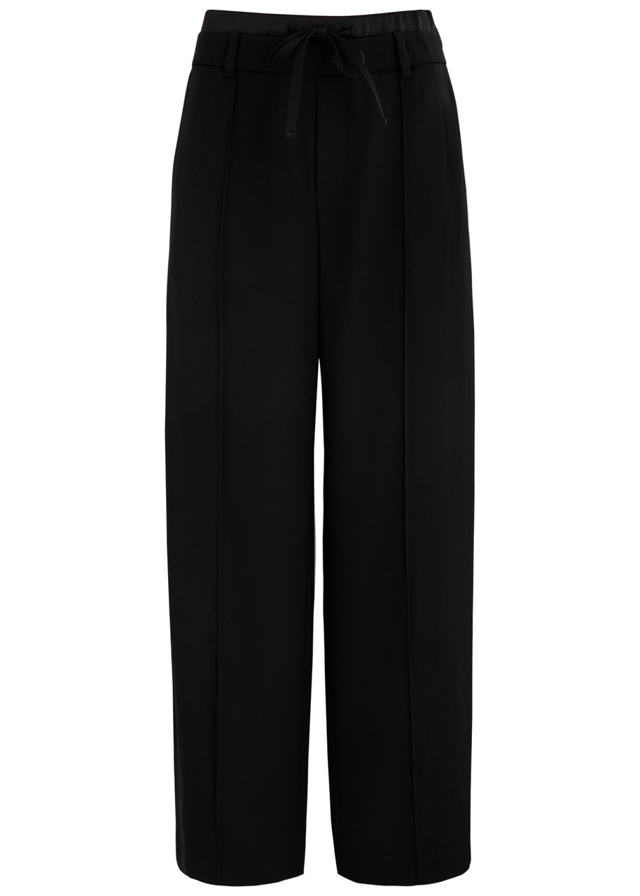 Vince Pleated-detail Straight-leg Trousers In Black