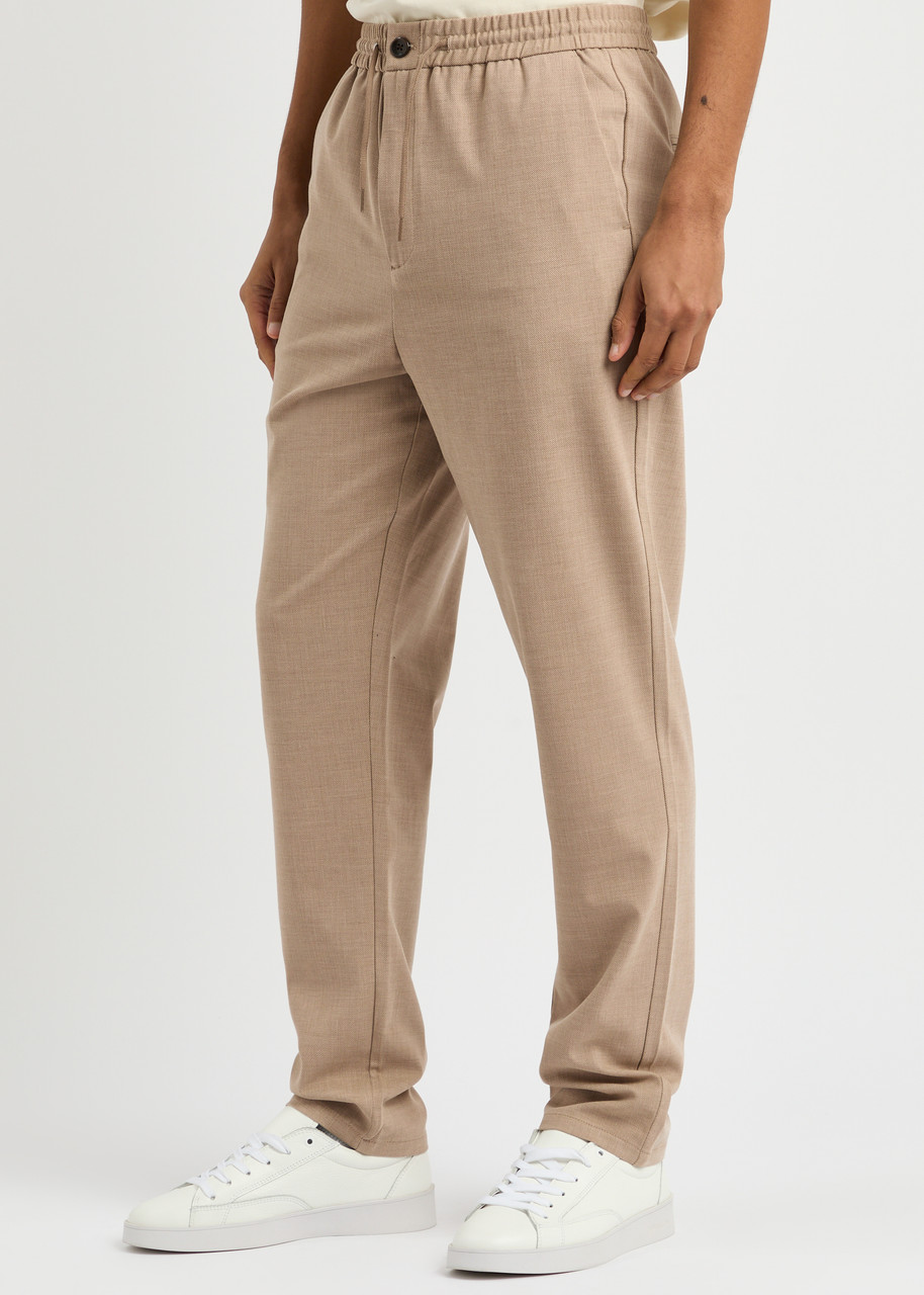 Les Deux Como Tapered-leg Woven Trousers In Sand