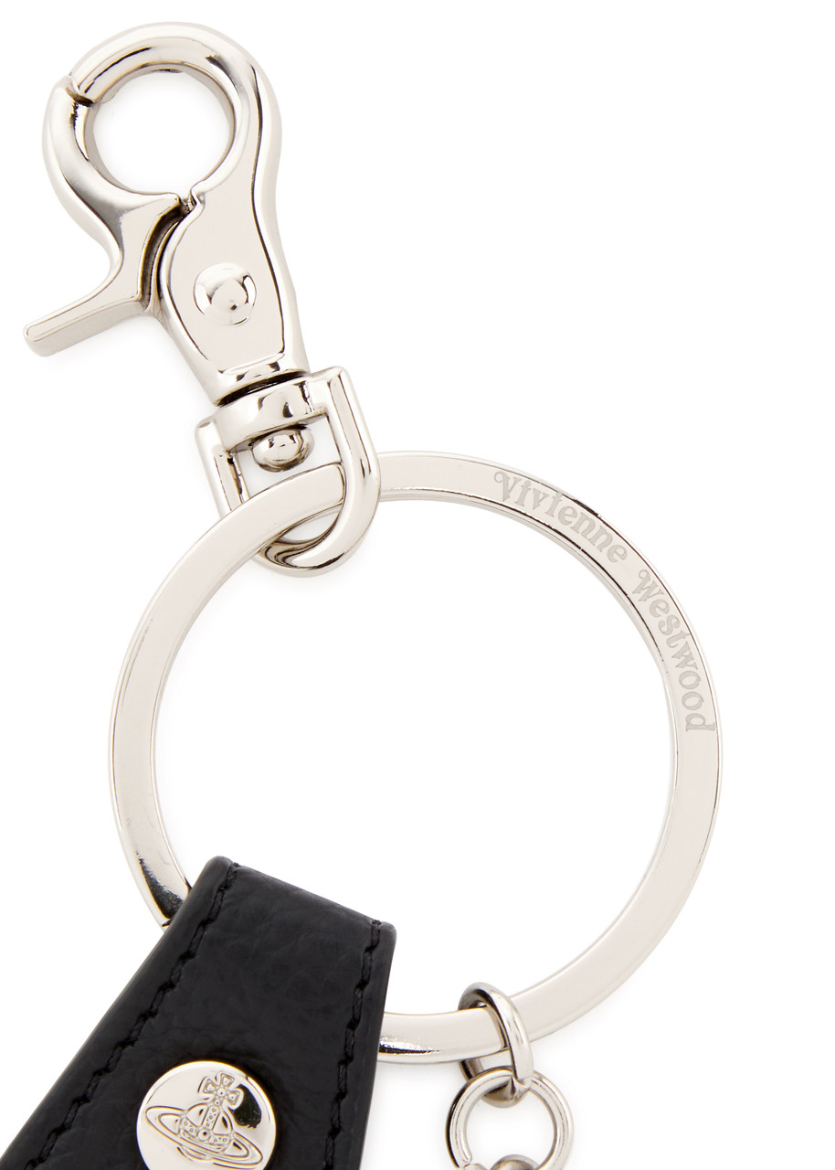 キーホルダー・キーリング VIVIENNE WESTWOOD HAMMERED ORB SILVER 5FT1927 Hammered Orb Silver in BLACK | Vivienne Westwood®