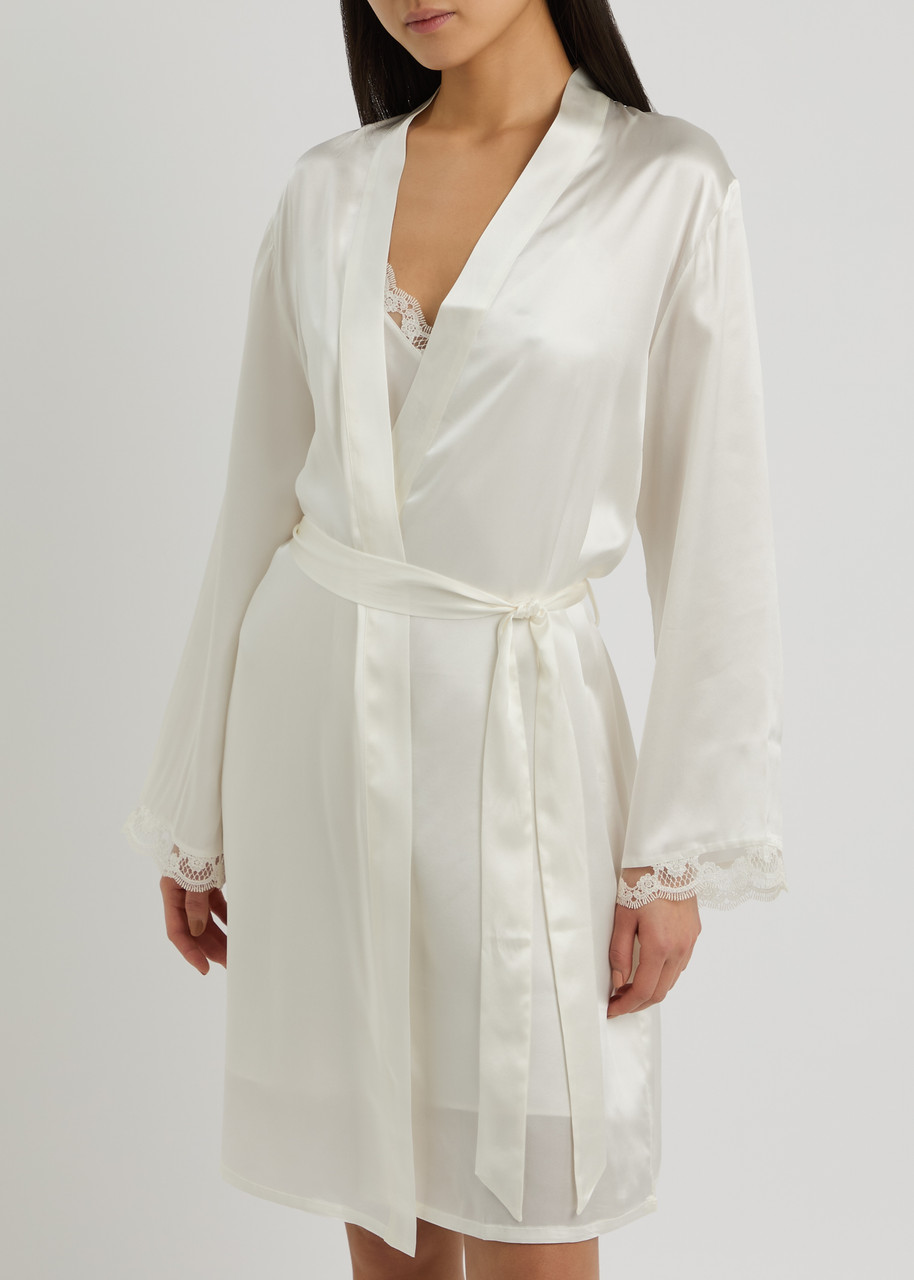 Simone Perele Simone Pérèle Love Me Silk-satin Robe In Ivory