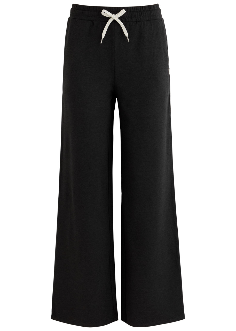 Vuori Halo Essential Jersey Sweatpants In Black