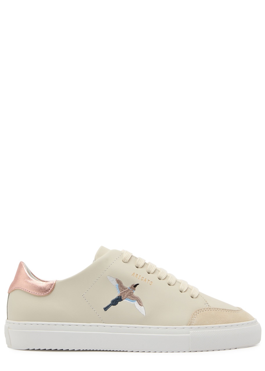 Axel Arigato Round Toe Leather Sneakers With Metallic Accent In Off White
