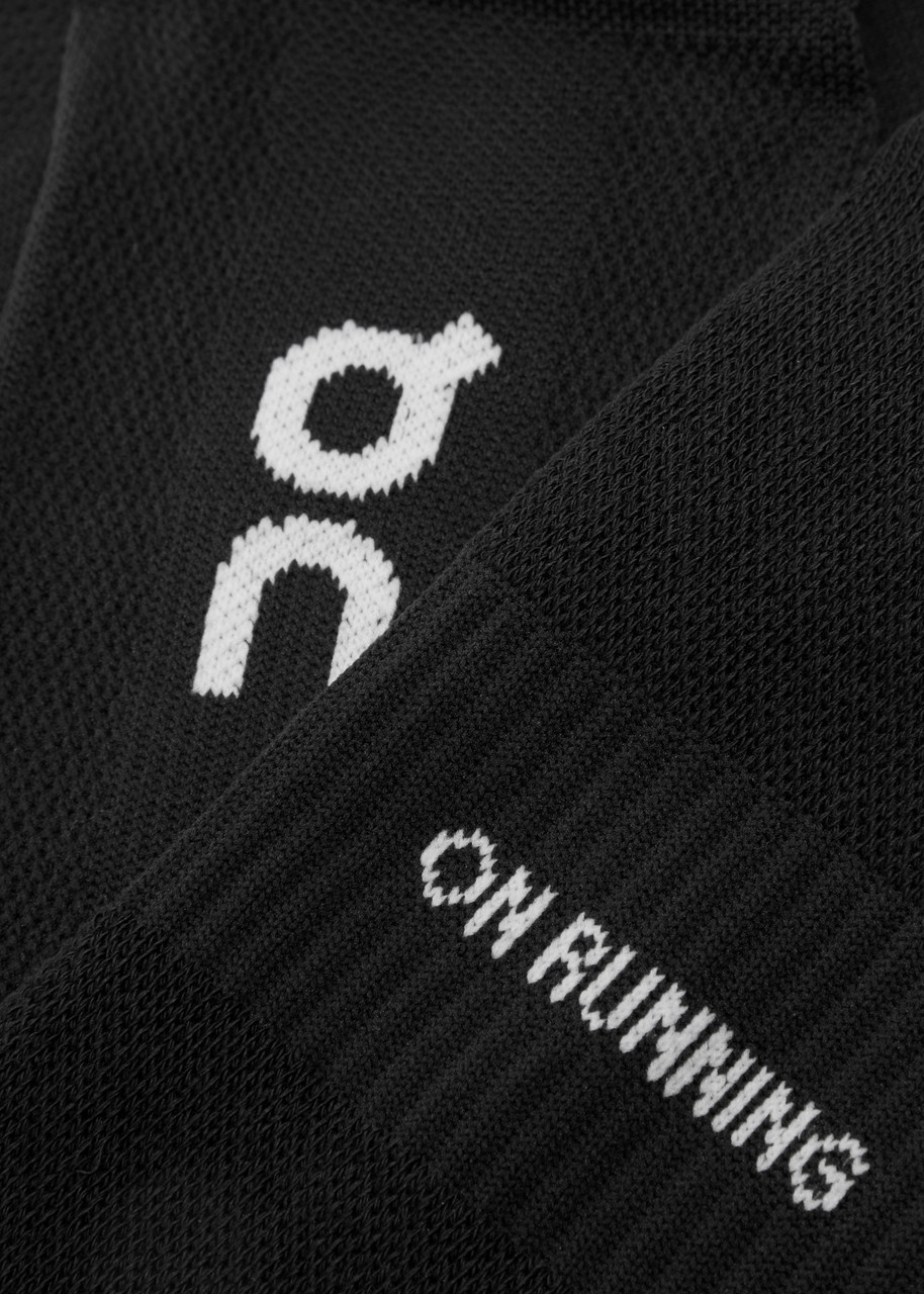 On Core Run Low Cott-blend Socks In Black