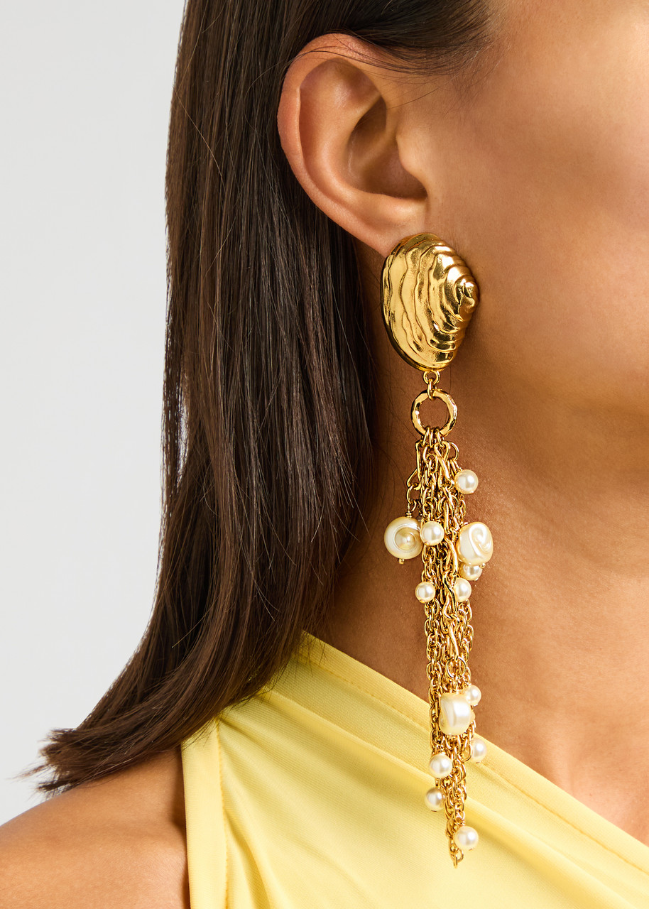 Chloé Gold-tone Shell Pearl Drop Earrings In Gold