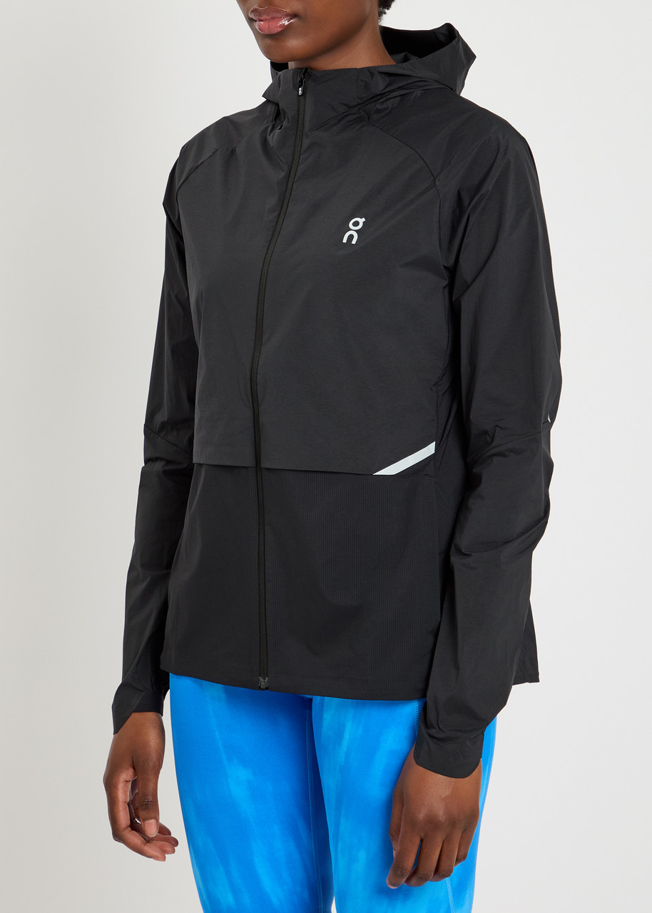 On Core Shell Jacket In Black