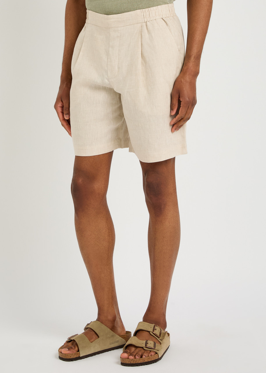 Che Linen Shorts In Neutral