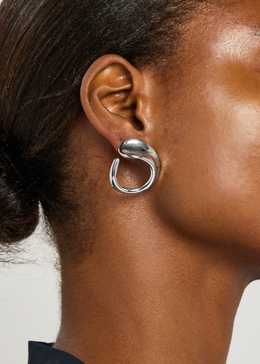  Agmes Marta Sculpted Hoop Earrings - Silver - One Size 