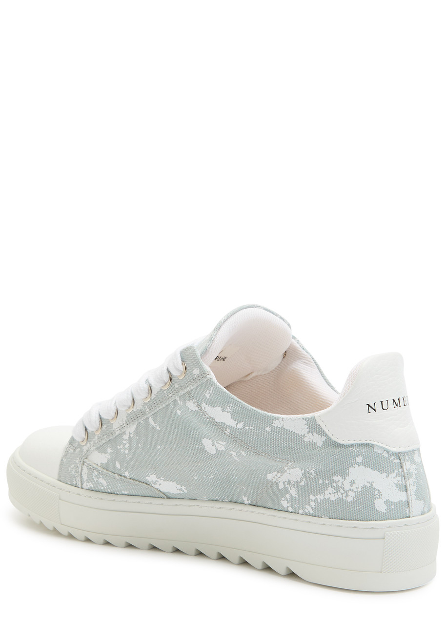 Numeris Atelier Cloud Canvas Sneakers In Gray