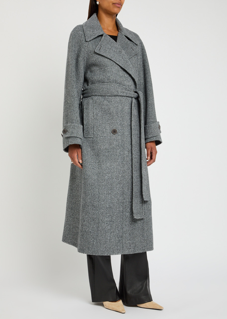 Joseph Navarre Herringbone Wool Coat In Gray