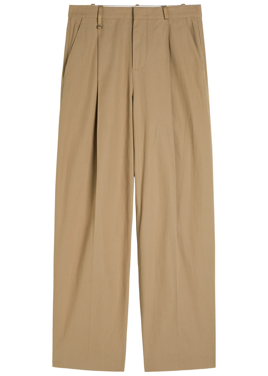 Vince Mid Waist Pleat Front Trousers Fawn In Sand