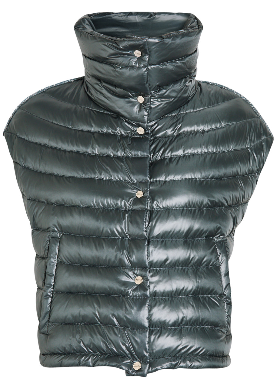 Herno Quilted Glossed Shell Gilet In Black