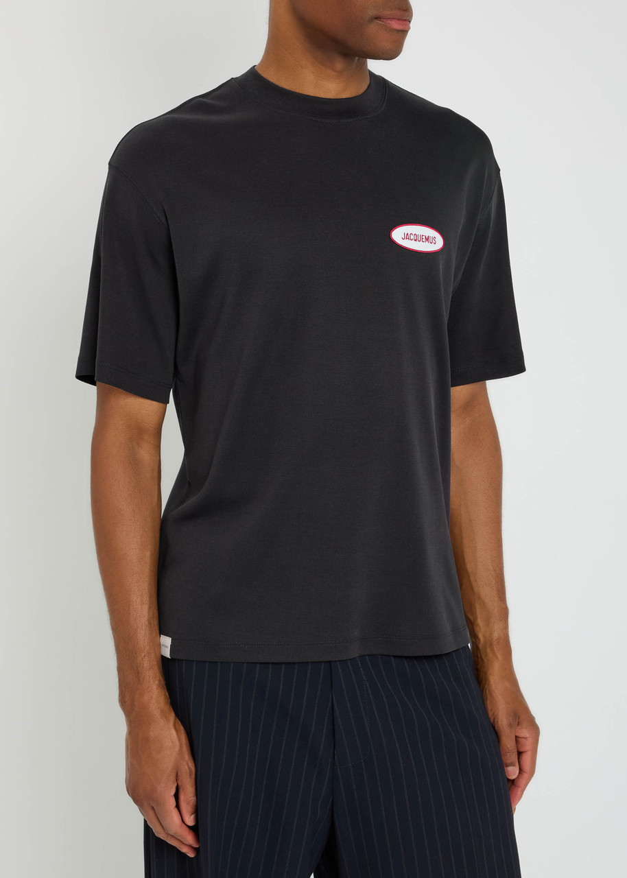 Jacquemus Le T-shirt Stazione Blu Crewneck T-shirt With Logo Patch On The Front In Cotton Jersey Man In Blue