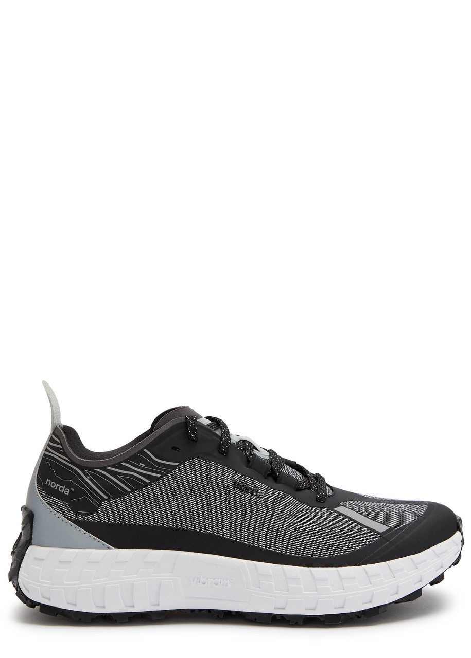 Norda 001 Cinder Mesh-knit Sneakers In Gray