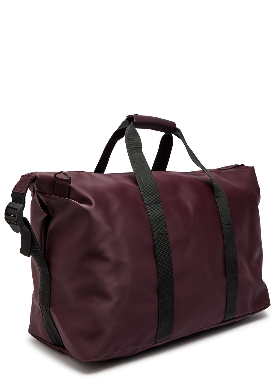 Rains Hilo Weekend Rubberised Holdall In Burgundy