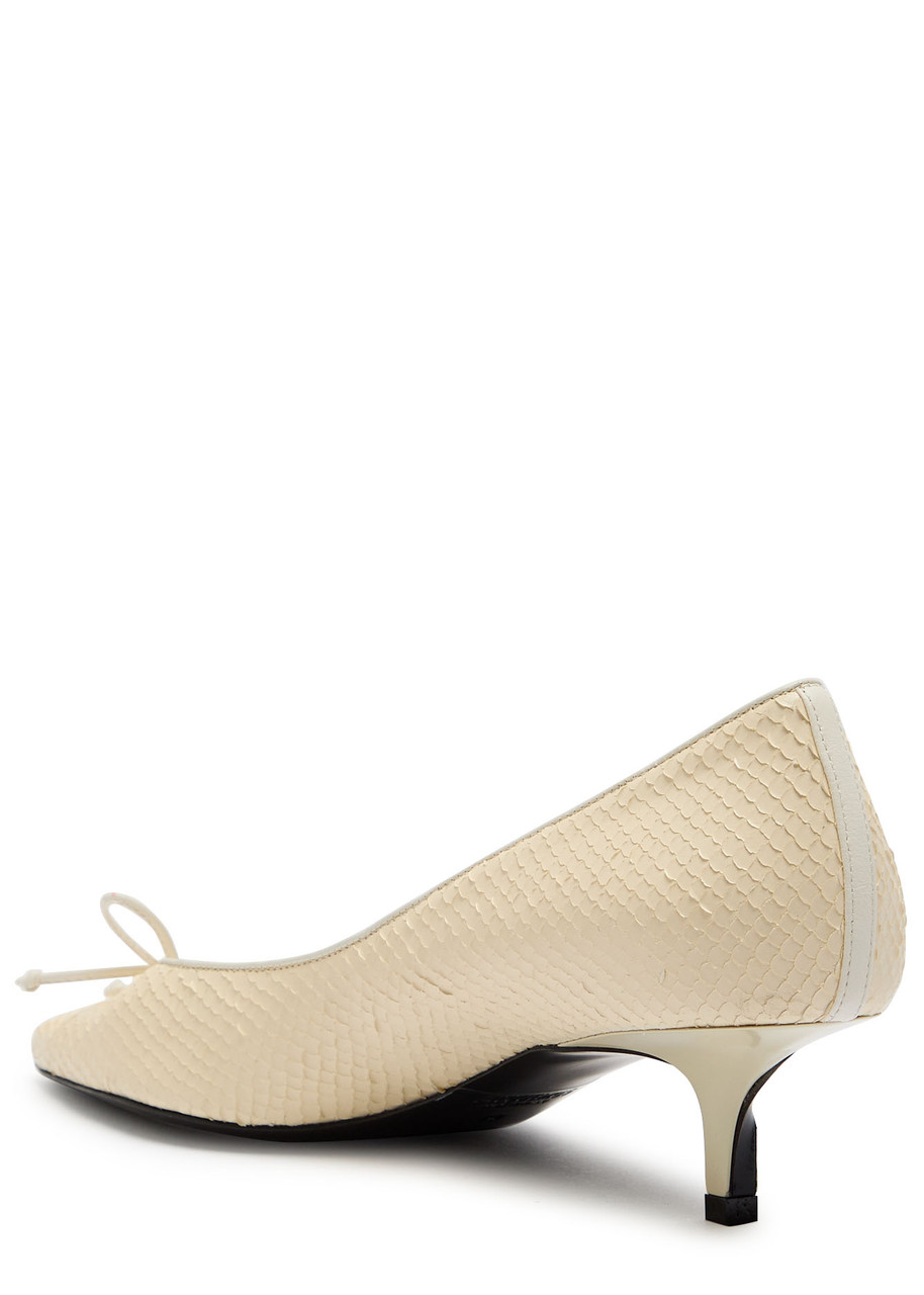 Jacquemus Les Escarpins Tourni Leather Pumps In White