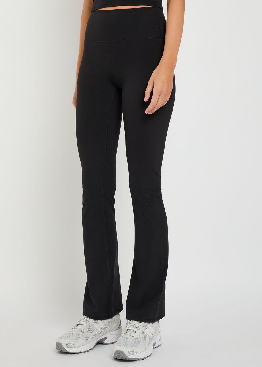 Vuori All The Feels Flared Stretch-jersey Leggings In Black