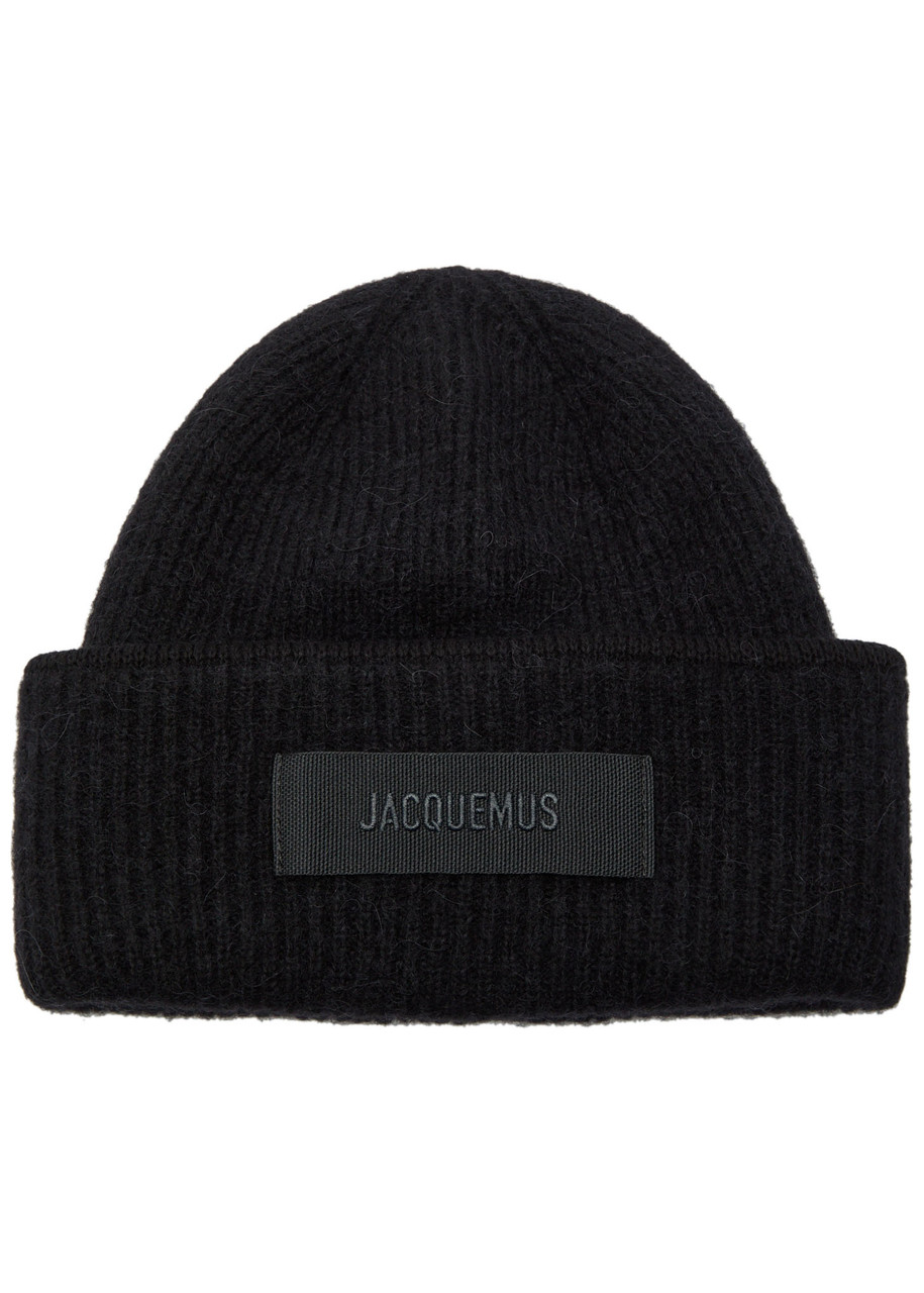 Jacquemus Men Black Round Crown Turn-up Brim Logo Patch To The Front In Black