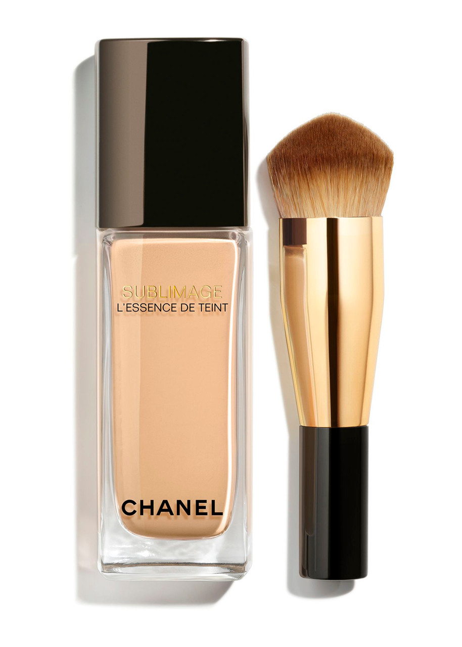 Chanel Sublimage L'essence DE Teint ~ Ultimate Radiance-generating Serum Foundation - BD31
