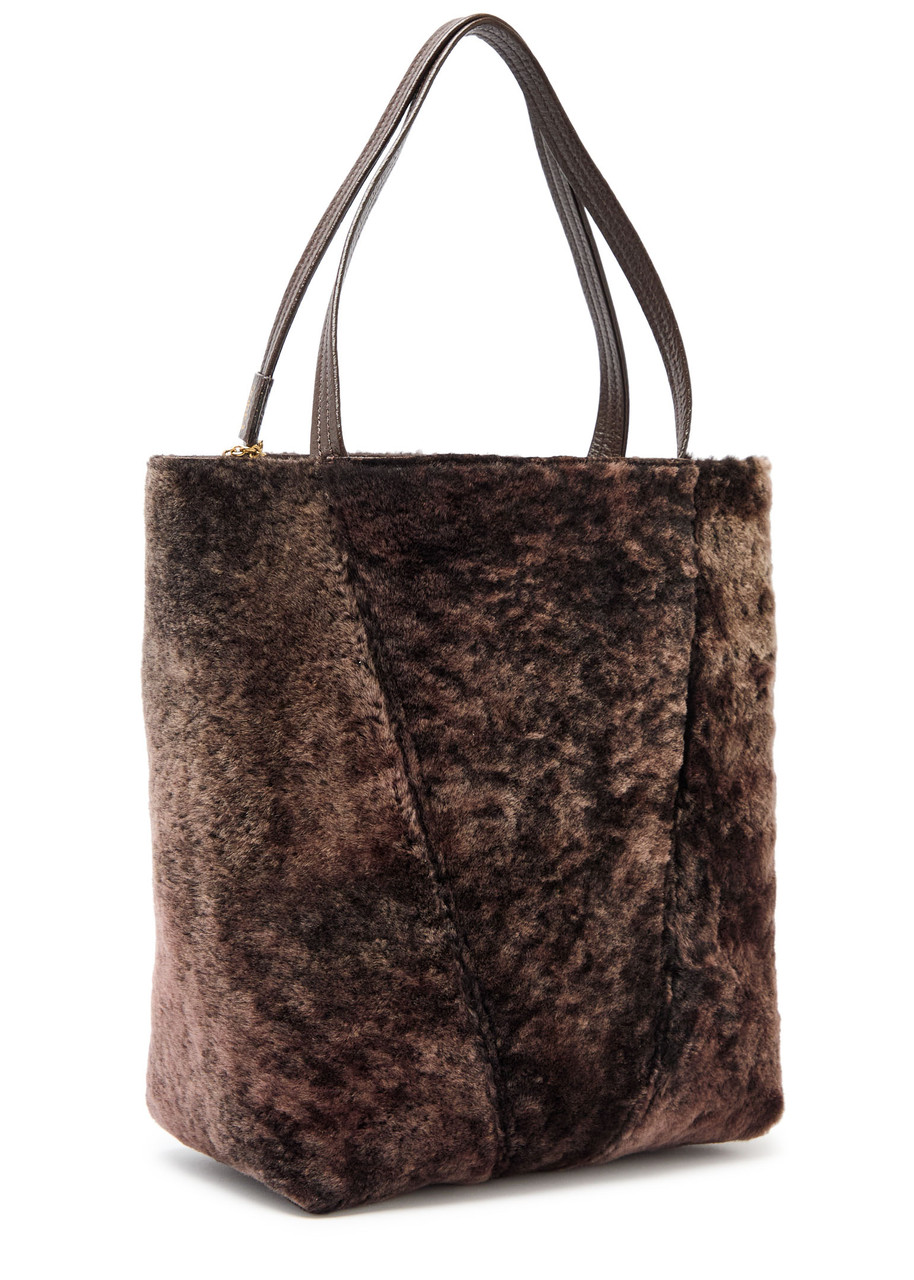 Chloé Chloe Spin Panelled Shearling Tote In Brown