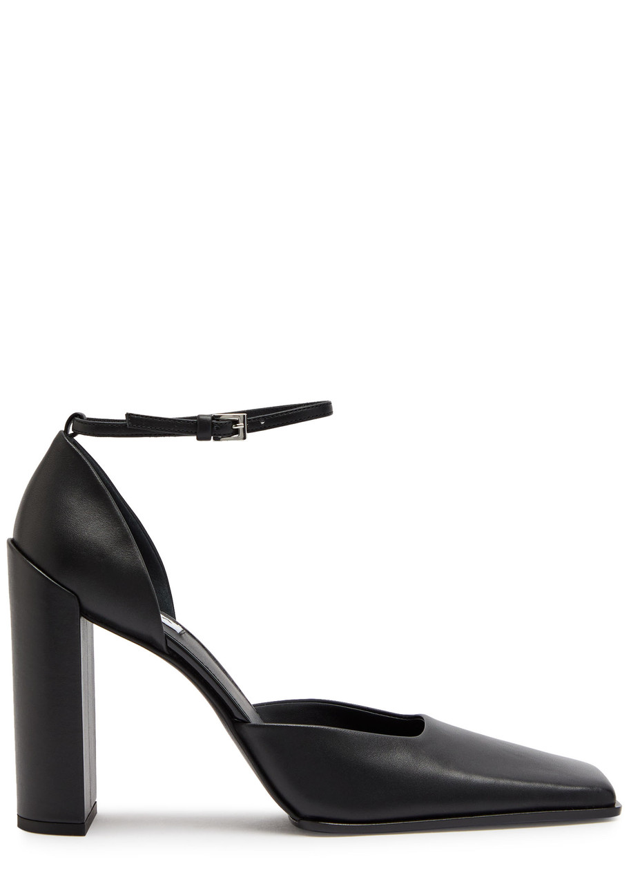 Alaïa Dorsay 90 Leather Pumps In Black