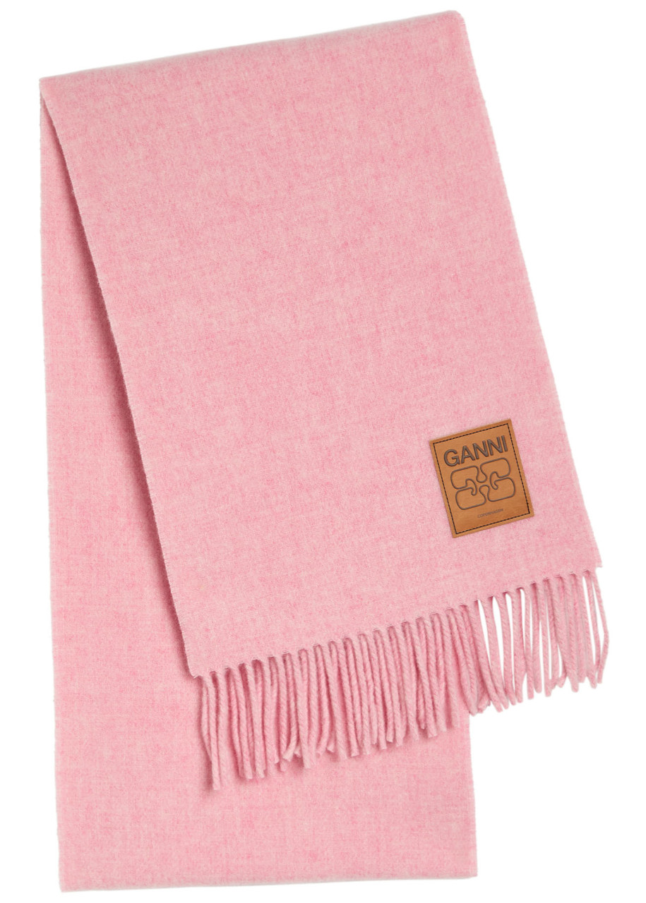 Ganni Designer-appliqué Fringed Wool Scarf In Pink